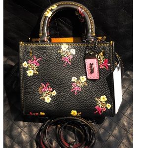 Coach 1941 Rogue 17 Black Floral Bow Print Bag New